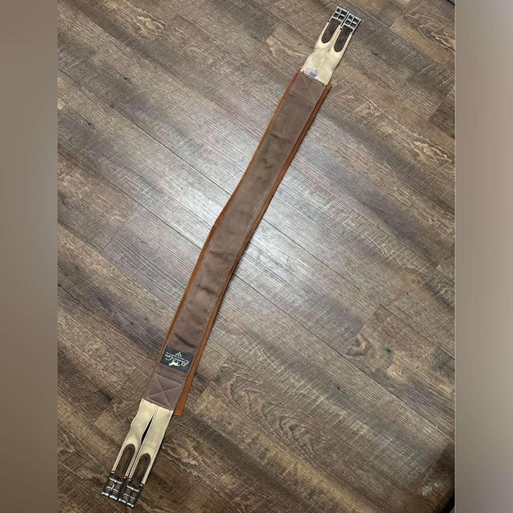Horse Tack - 52” Professionals Choice English Girth